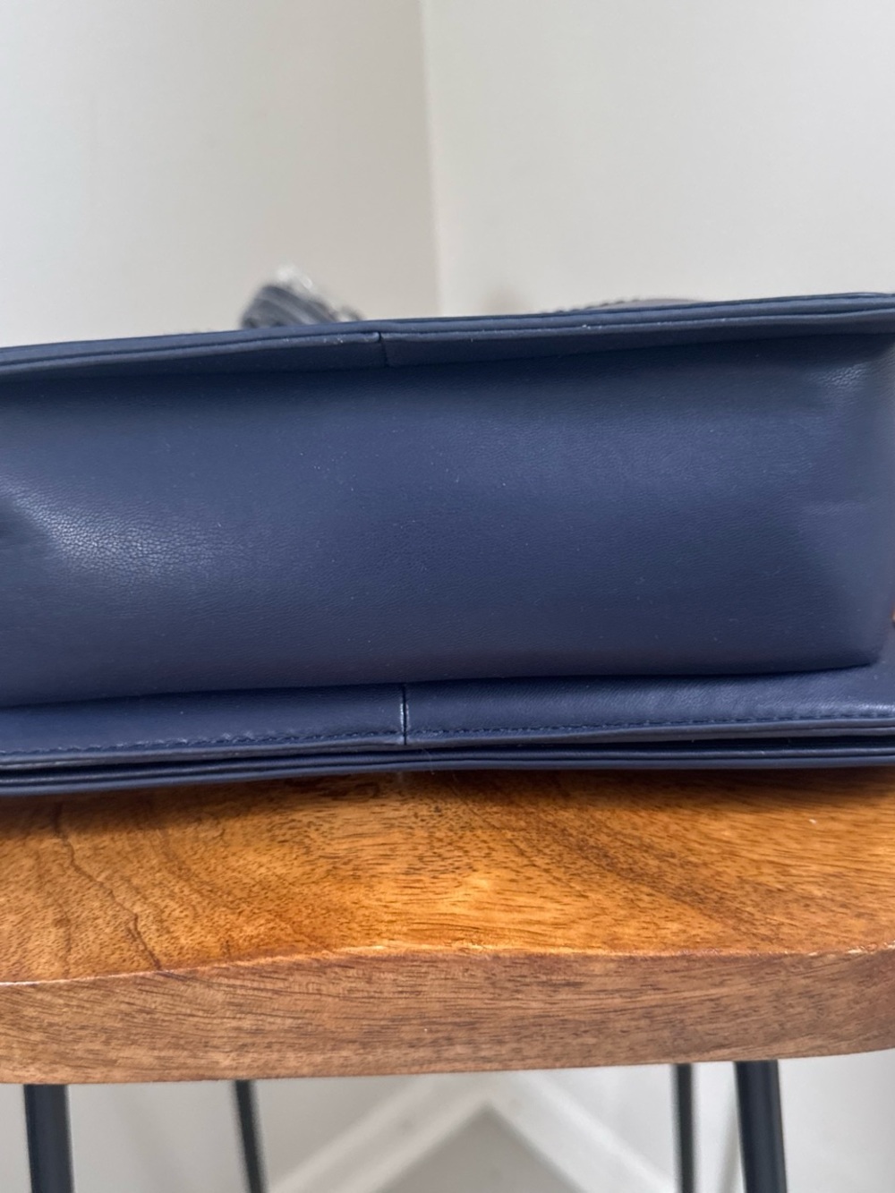 Badgley Mischka NWT Denim Quilted Shoulder Bag - Picture 4 of 8